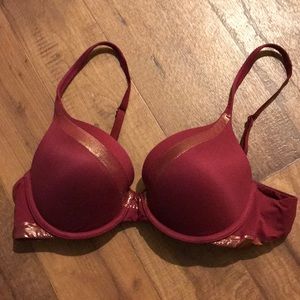 Victoria Secret Body Perfect Shape Bra 36B